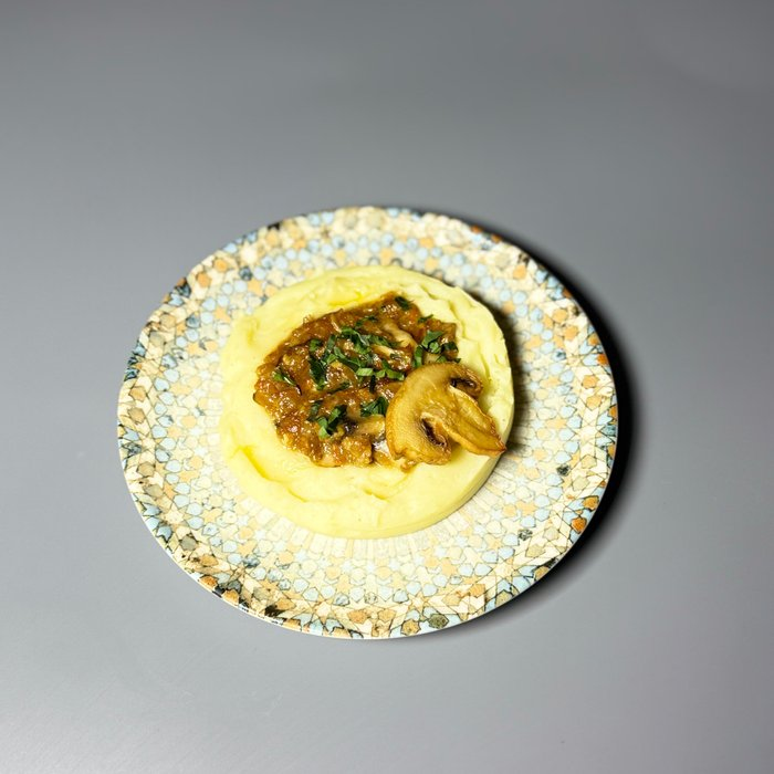 Пюре с грибным соусом