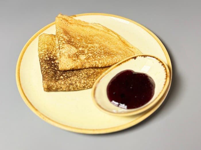 Блины с джемом