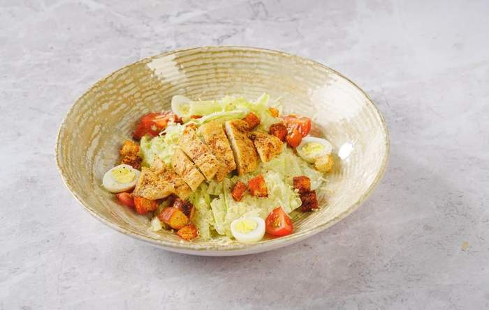 Цезарь с курицей