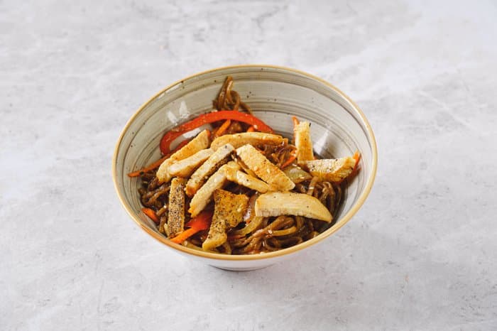 Соба WOK с курицей