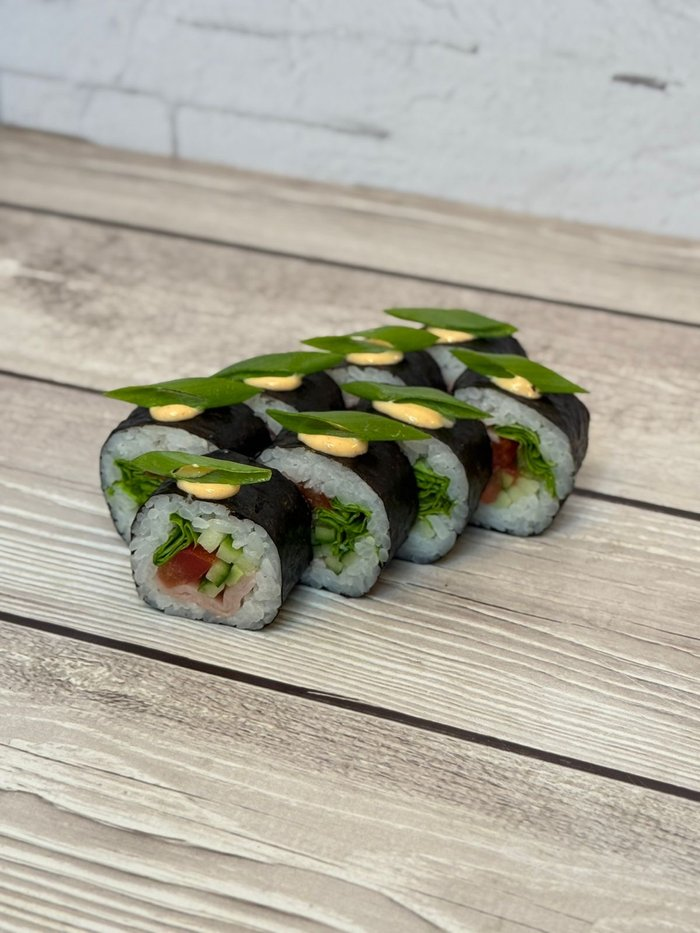 Ролл с ветчиной